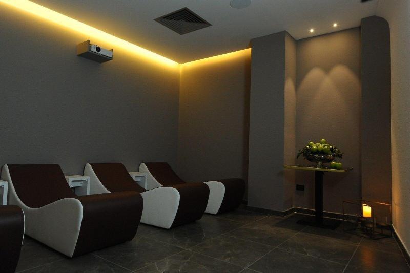 Hotel Up Wellness & Spa Foggia Esterno foto