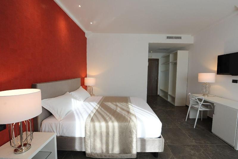 Hotel Up Wellness & Spa Foggia Esterno foto