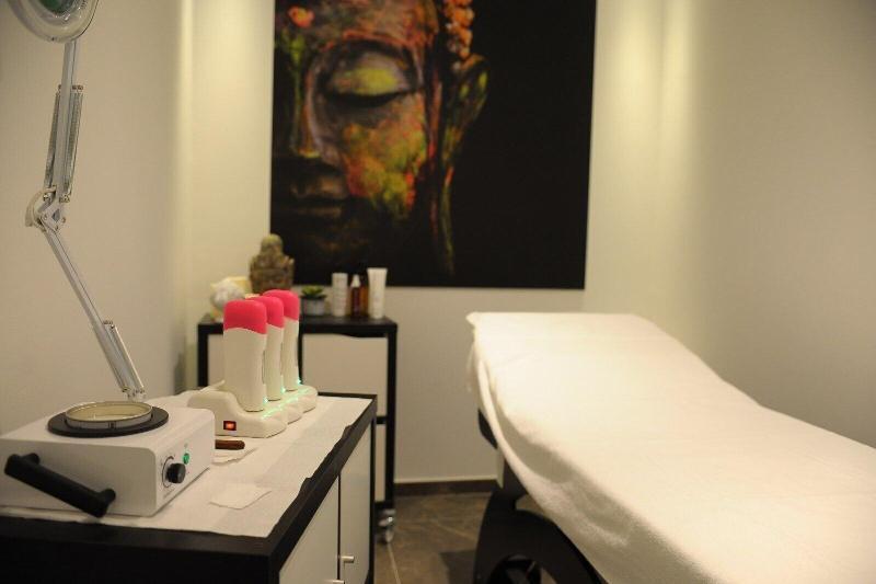 Hotel Up Wellness & Spa Foggia Esterno foto